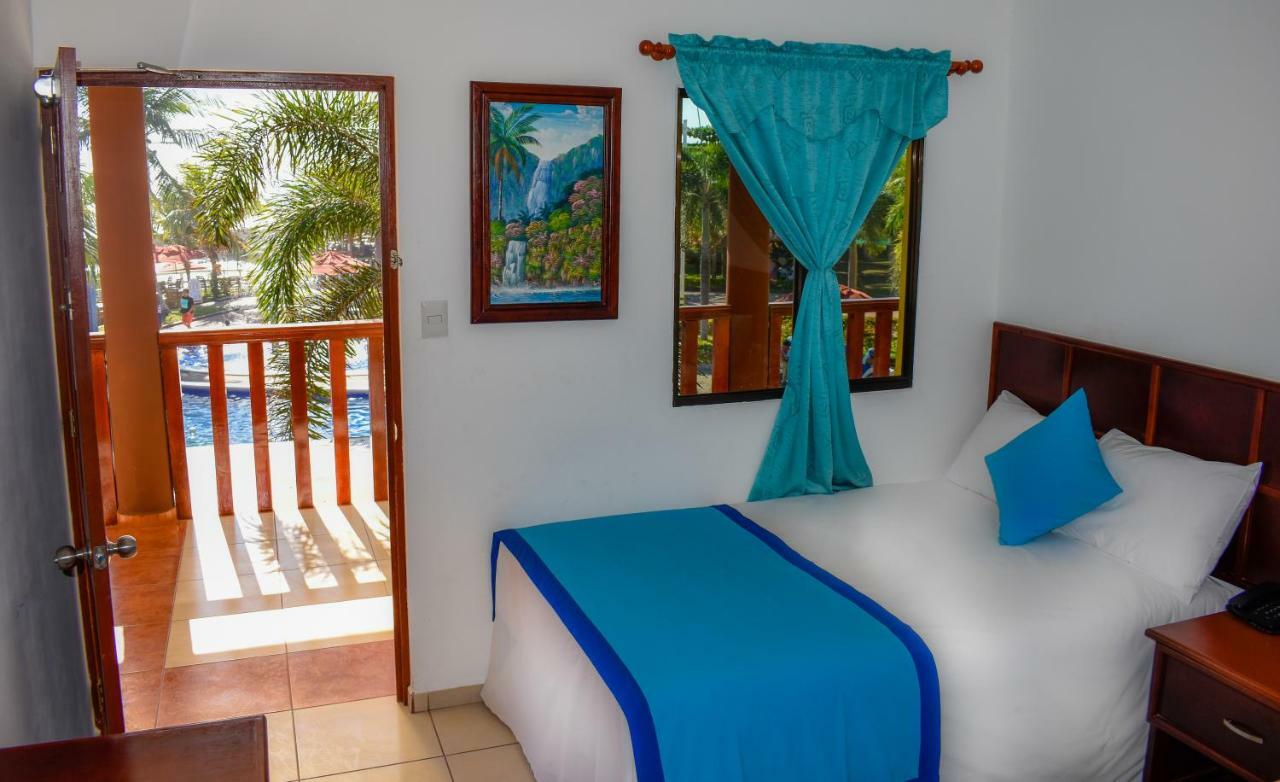 La Unión Mar & Sol, Hotel Y Resturante מראה חיצוני תמונה